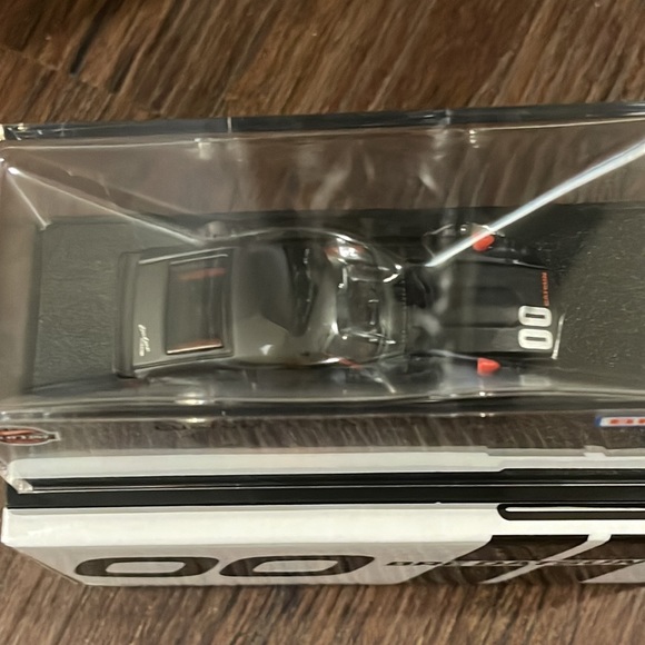 Custom ‘72 Datsun 24OZ Hot Wheels Red Line Club Exclusive 2023 - Picture 6 of 8